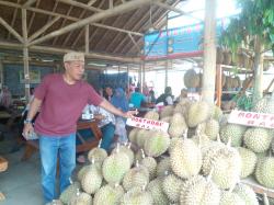 Luar Biasa, Hari Libur Omzet Kedai Durian Kujang Capai Rp53 Juta per Hari