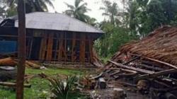 Prahara di SBD, Belasan Rumah Warga Porak Poranda