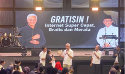 Ganjar : Internet Gratis atau Makan Siang Gratis