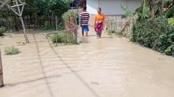 Puluhan Balita dan Bayi Terdampak Banjir di Karangligar Harus Dievakuasi