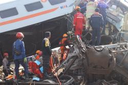 Tabrakan Kereta di Cicalengka, Masinis KA Turangga Terjepit, Kapolresta: Tak Ada Respons