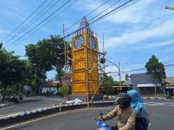 Soal Tugu Ikon, Walikota Probolinggo: Silahkan Saya Tunggu yang Mau Demo