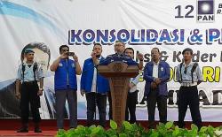 Zulhas Bakar Semangat Kader PAN di Sukoharjo, Target Lolos Raih 9 Digit