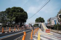 Koalisi Pejalan Kaki Soroti JPO di Taman Secawan Depok Karena Dianggap Tidak Efektif