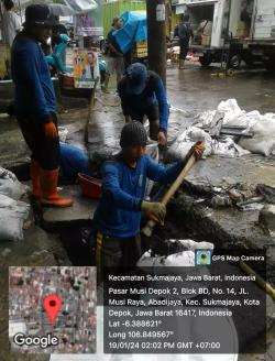 Antisipasi Musim Hujan, Satgas Banjir DPUPR Kota Depok Diterjukan untuk Normalisasi Empat Lokasi ini