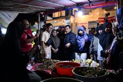 Nostalgia, Pj Bupati Majalengka Malam Mingguan Bareng Istri di Mambo Reborn