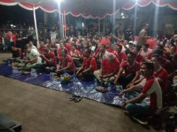 Cara Bupati Karawang Hibur Penonton Nobar Indonesia Vs Australia