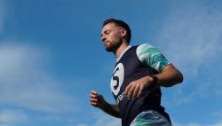 Marc Klok Tegaskan Persib Incar Kemenangan di Kandang Persebaya
