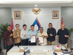 Kembangan PLTS Waduk Jatiluhur, Jasa Tirta II Kerja Sama dengan GCL Intelligent Energy