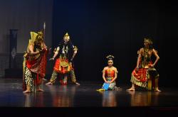 Pertunjukan BroadWayang Suguhkan Wayang Orang dalam Kemasan Drama Musikal Broadway