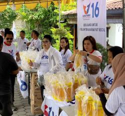 Bazar Murah Caleg Perindo GKR Ayu Koes Indriyah Disambut Antusias Warga