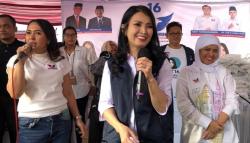 Liliana Tanoesoedibjo: Pedagang UMKM di Petukangan Utara Antusias Ingin Dapatkan Gerobak Perindo