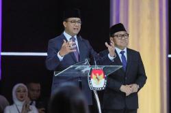 Viral,  Capres-Cawapres Gunakan Bahasa Isyarat di Debat Terakhir Capres 2024