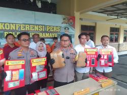 Pesan Ganja Seberat 2 Kg Lewat Jasa Pengiriman, Pria Indramayu Ditangkap Polisi