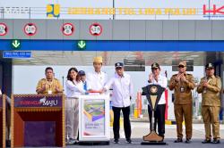 Presiden Jokowi  Resmikan Jalan Tol di Sumut Tanpa Menteri PUPR