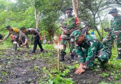 Dandim 1618 TTU Ikut Meriahkan Hari Pers Nasional dengan Tanam 1000 Anakan Pohon