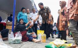 Ringankan Beban Pengeluaran, Gerakan Pasar Murah di Karanganyar Disambut Antusias Warga