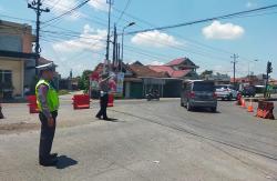 Jalur Pantura Demak-Kudus Masih Tergenang Banjir, Arus Lalu Lintas Lumpuh Total