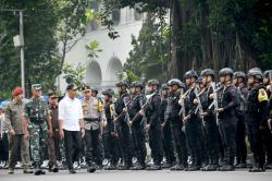 Lepas 19.750 Personel Gabungan, Bey Jamin Tak Ada Intimidasi saat Pemilu