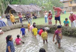 Bangun Desa Wisata, The Village Silulu Gelar The Village Green Camp