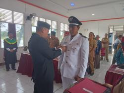 Camat Kedokan Bunder Atang Suwandi Lantik Pj Kepala Desa Kedokan Agung