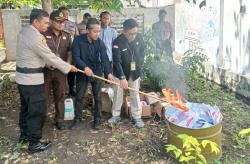 KPU Sukoharjo Musnahkan Surat Suara Rusak dan Sisa, Jumlahnya 2.628 Lembar