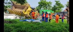 Truk vs Tronton di Tol Surabaya- Gresik, 1 Pengemudi Truk Tewas