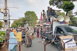 Pengunjuk Rasa Sampaikan 3 Poin Aspirasi di Depan KPU