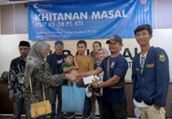 Peringati HUT Ke-28 PT KTI Gandeng Karang Taruna Adakan Khitanan Massal Gratis