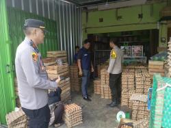 Bahan Pokok Melambung Tinggi Jelang Ramadhan, Polisi Monitoring Harga Sembako di Pasar Gumawang