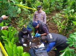 Warga di Sukaresmi Garut Digegerkan atas Penemuan Mayat Bayi, Polsek Cisurupan Lakukan Cek TKP