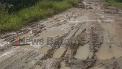 Jalan Menuju SMAN 2 Bunguran Rusak Parah, Pemkab Natuna Tutup Mata