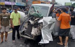 Kecelakaan di Jalan Diponegoro Ungaran, Pengemudi Minibus Diduga Alami Serangan Jantung