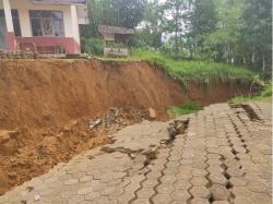 Delapan Rumah Rusak Akibat Pergerakan Tanah di KBB, Begini Penjelasan PVMBG