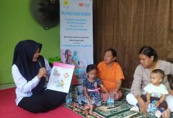 Cegah Resiko Stunting, PLN UIP KLT bersama Rumah Zakat Sukses Gelar TJSL di Teluk Lerong Ulu