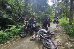 Tinjau Lokasi TMMD 119 di Pidie, Danrem Lilawangsa Ngetrail Terobos Hutan Pedalaman Tangse