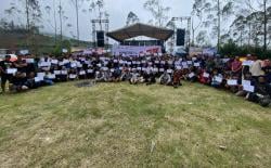 Acara Konservasi Gunung Prau di Desa Igirmranak Berlangsung Meriah: Memupuk Semangat Bersama