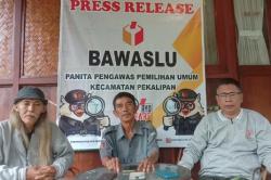 Ikut Awasi Rekapitulasi Sura Pemilu 2024,Panwascam Pekalipan : Berjalan Lancar & Kondusif