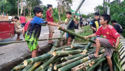 Semangat Pemuda Daya Baru Bangka Barat Menjaga Tradisi Pawai Obor