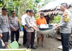 Tekan Kriminalitas, Kapolres Luwu Utara Bantu Warga Konversi Miras Ballo Menjadi Gula Aren