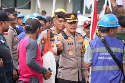 Kapolresta Samarinda Mendapat Apresiasi saat Melakukan Pengamanan Unjuk Rasa di Kantor Bea Cukai