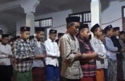 Gunakan Metode Khumasi, Jemaah Mahfilud Duror Mulai Ibadah Puasa Ramadhan Hari Ini