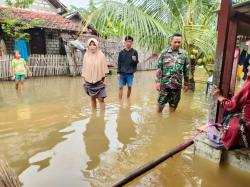 Sungai Bengawan Gresik Meluap, Genangi Ratusan Rumah Warga di 2 Kecamatan