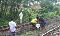 Tragis! Dua Bocah di Pekalongan Tewas Tertabrak Kereta Api saat Main di Perlintasan