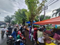 Pemburu Takjil, Penuhi Kawasan Jalan Cokroaminoto Kota Probolinggo