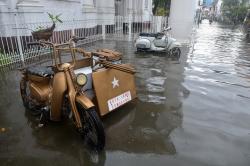 Fenomena El Nino Berakhir, BMKG: Waspada Banjir hingga Longsor!