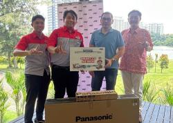 JNE Serahkan Reward Khusus Member JLC Dengan Transaksi di Atas Rp100 Juta