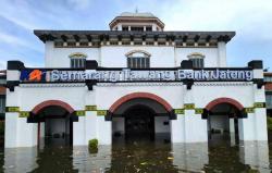 Terdampak Banjir, KA Blambangan Ekspres Berhenti dan Berangkat di Stasiun Alastua