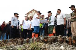 Dampak Tanah Bergerak di Bojongmangu Bekasi 15 Unit Rumah Rusak