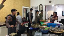 Polres Tasikmalaya Kota Bersama Satpol PP Imbau Warung Nasi Tak Buka Siang Hari Selama Ramadhan